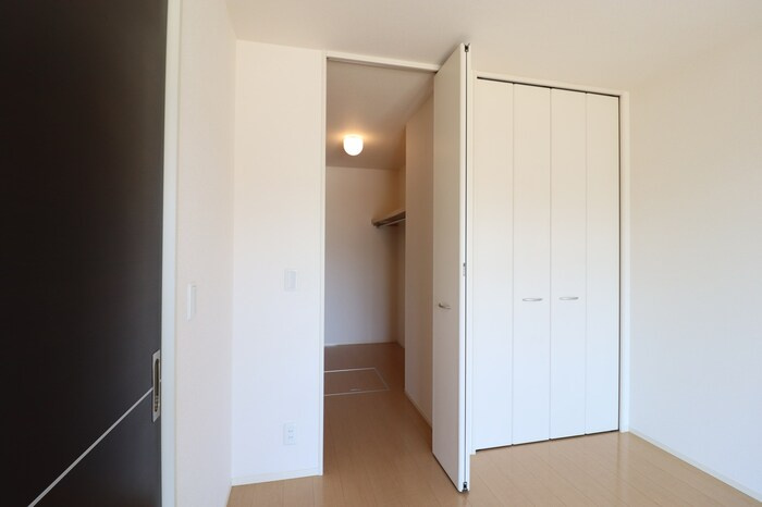 ノールメゾン Ⅱの収納|ウォークインクローゼット