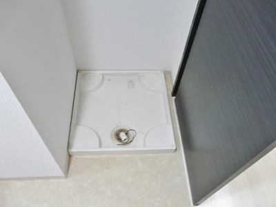 【設備】 | アベニール鷺洲 | 洗濯機置き場です