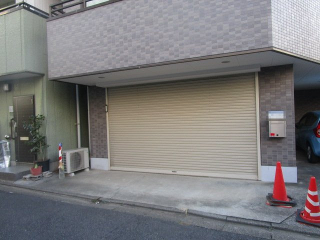 墨田区向島５丁目の倉庫