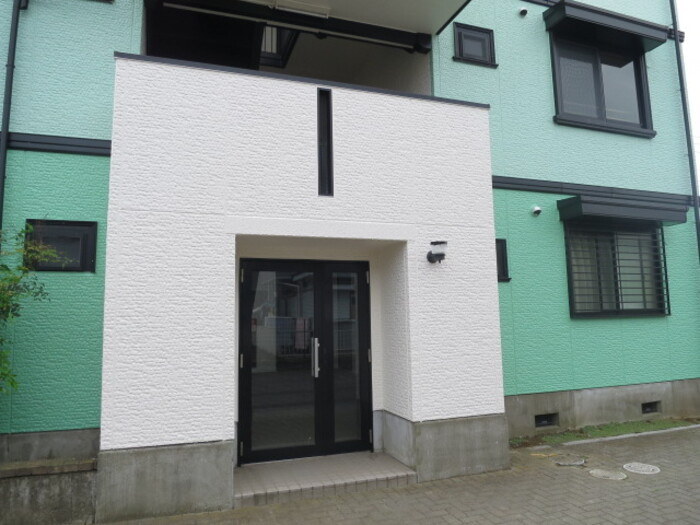 ハイカムールＮのエントランス|エントランス