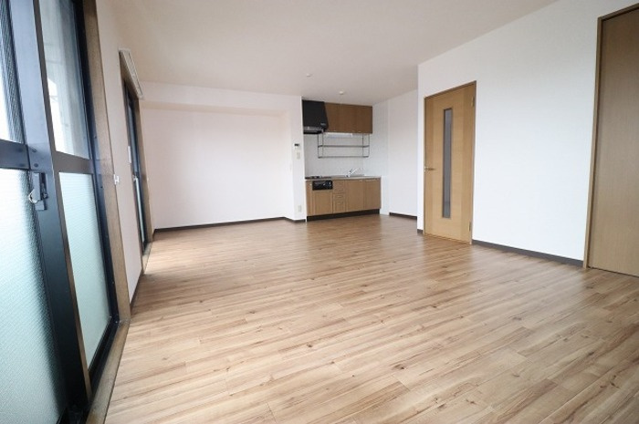 ハイカムールＮの居間・リビング|リビングルーム