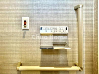 【内装】 | アーバンビュー平井ツインズ | 【ウォシュレット】清潔に使いたいお手洗いには最適な設備です。もちろんウォームレットも標準装備です。