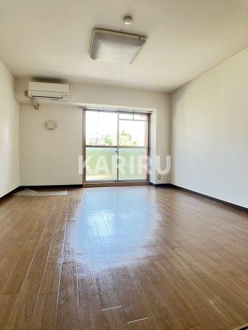 アリエスの居間・リビング