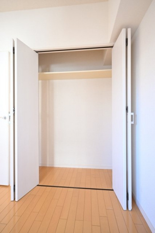 アデッソ新宿若松町の収納