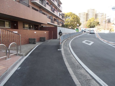 【周辺】 | インペリアル千里丘 | 前面道路