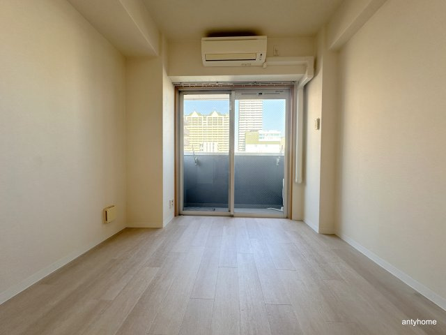 パークハウスナンバ　仲介手数料無料の居間・リビング