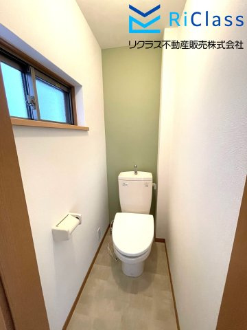 オーナーチェンジ物件　神戸市長田区上池田6丁目のトイレ|落ち着いた色調のトイレです