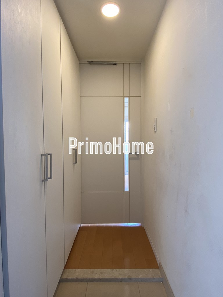 プロスペクト日本橋本町の玄関