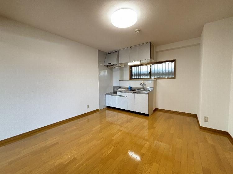 ハイツ　ハピィバリーⅡ　E棟のキッチン