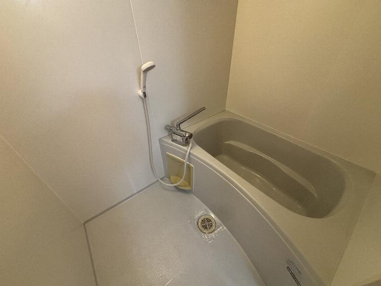 ハイツ　ハピィバリーⅡ　E棟の浴室