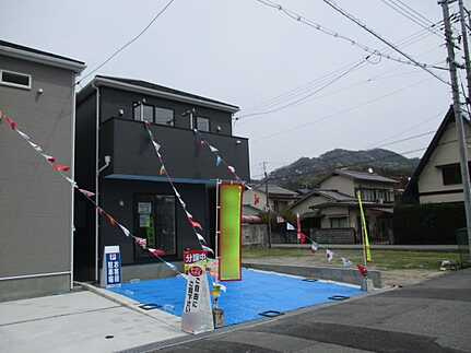 佐伯区五日市町大字美鈴園の前面道路含む現地写真