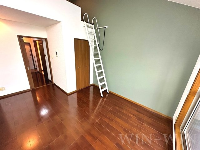 アンフィールドの居間・リビング|イメージ（同建物内別部屋の写真です）