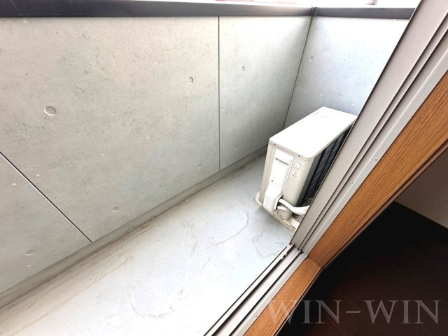 アンフィールドのバルコニー|イメージ（同建物内別部屋の写真です）