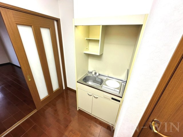 アンフィールドのキッチン|イメージ（同建物内別部屋の写真です）