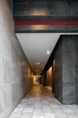 【エントランス】 | シークレフ北浜 | 落ち着いたエントランスです