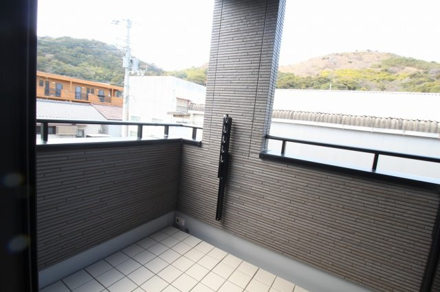 高見町　新築戸建　1号棟　【全2区画】のバルコニー|2Ｆ　南の部屋　8.0帖