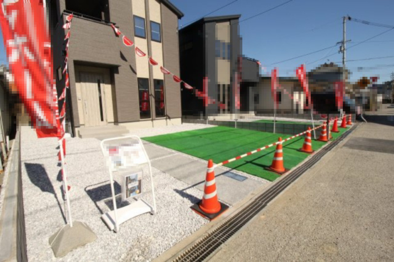 高見町　新築戸建　1号棟　【全2区画】の駐車場|駐車場3台可