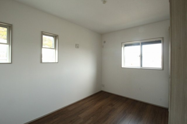高見町　新築戸建　1号棟　【全2区画】の洋室|2Ｆ　北の部屋　6.0帖