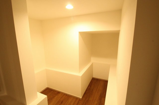 高見町　新築戸建　1号棟　【全2区画】の独立洗面台