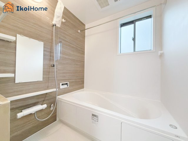 明石市大久保町八木　全2棟2号棟　新築戸建　のキッチン|◆同社施工例◆人気の対面式のキッチン♪調理スペースもゆったり！使いやすいです！