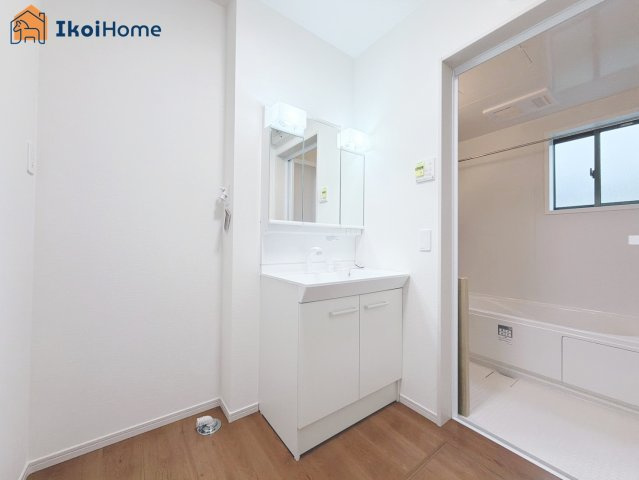 明石市大久保町八木　全2棟2号棟　新築戸建　のトイレ|◆同社施工例◆1階・2階にウォシュレット、暖房便座、脱臭機能を標準装備のトイレを完備！