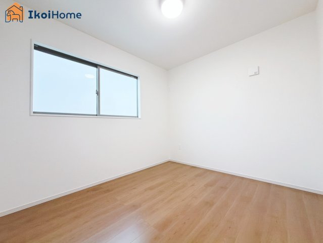 明石市大久保町八木　全2棟2号棟　新築戸建　の子供部屋|◆同社施工例◆注意。カーテン・カーテンレールは付いておりません。弊社にご相談ください。