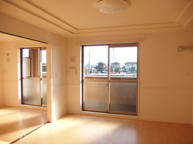 コンフォルトの居間・リビング