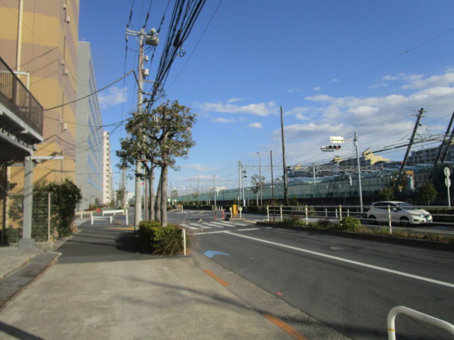 江東区塩浜２丁目の倉庫の周辺