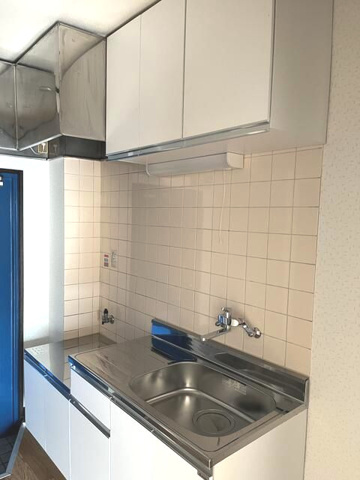 和泉町コーポのキッチン|　※他号室の参考写真です。