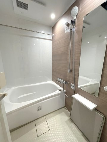 プライムメゾン千葉新町の浴室
