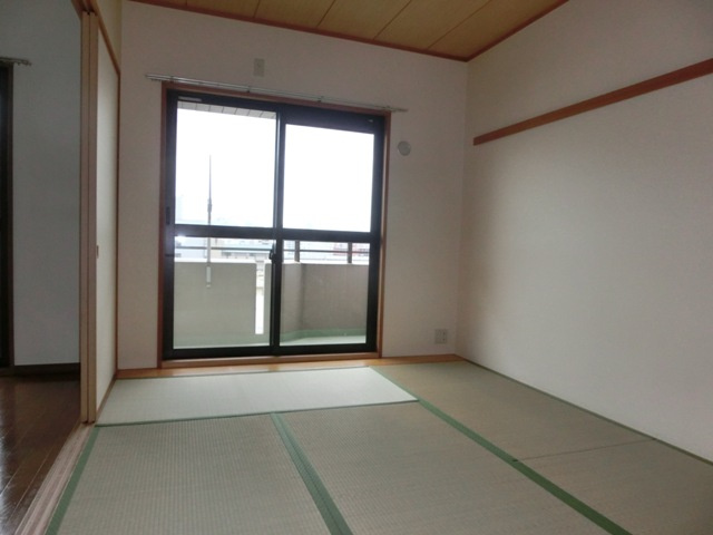 淀川ハイライフマンションの寝室
