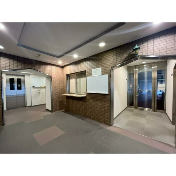 エル・セレーノ武庫川のロビー