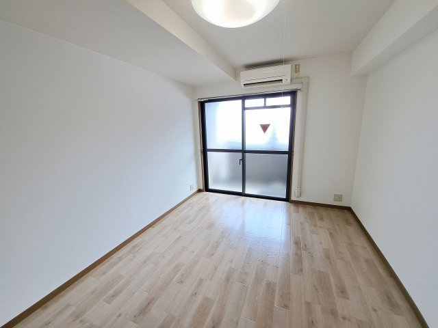 エル・セレーノ武庫川の居間・リビング