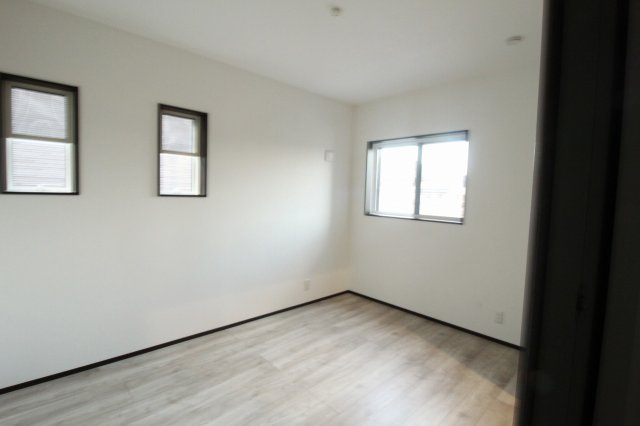 高見町　新築戸建　2号棟　【全2区画】の洋室|2F　北西の部屋　6.0帖