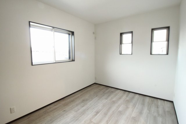 高見町　新築戸建　2号棟　【全2区画】の洋室|2F　北東の部屋　6.0帖