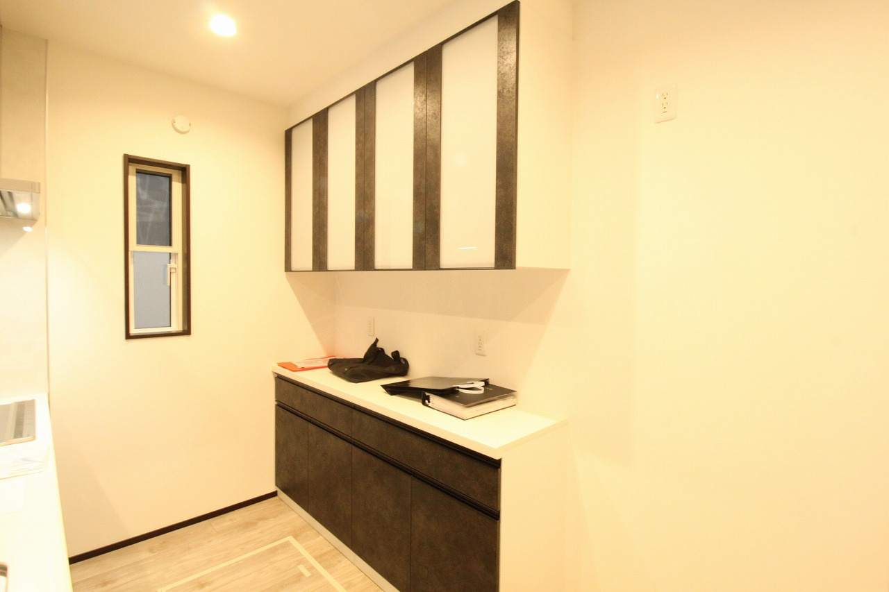 高見町　新築戸建　2号棟　【全2区画】の前面道路含む現地写真|接面道路　5.9ｍ