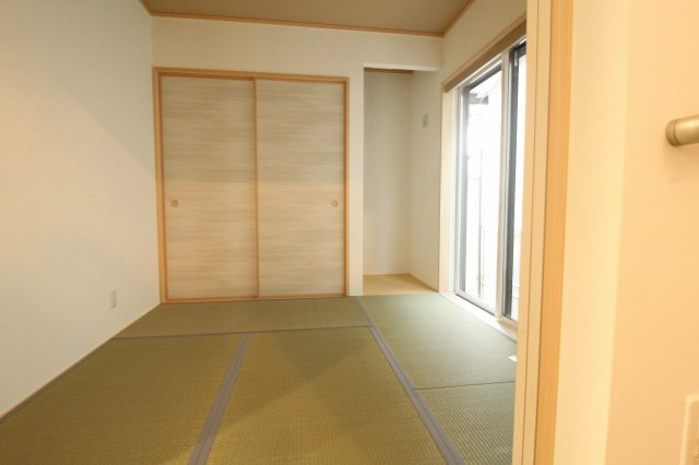 高見町　新築戸建　2号棟　【全2区画】の和室|1F　5.0帖