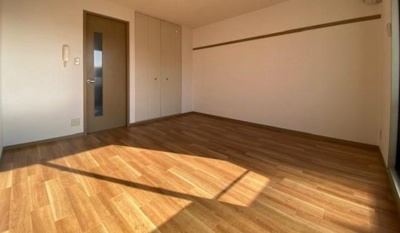  | ラフィーネ三田