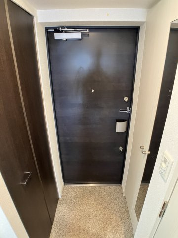 プレサンス城北公園アクアージュの玄関