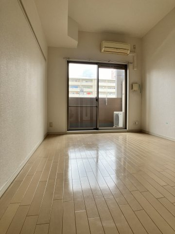 プレサンス城北公園アクアージュの居間・リビング