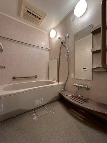 グランドメゾン万博公園南の浴室