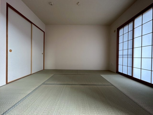 グランドメゾン万博公園南の寝室