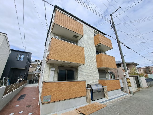 ペルルブランシェ九番町の外観