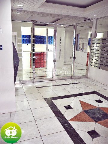 ガラ・ステージ森下のエントランス