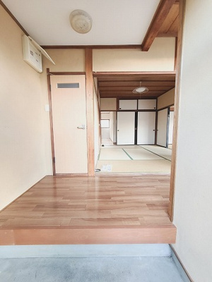 【玄関】 | 岸本貸家