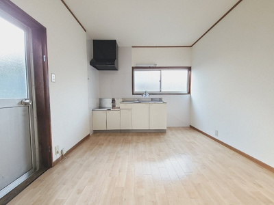 【居間・リビング】 | 岸本貸家