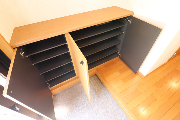 さいたま市浦和区瀬ヶ崎１丁目のテラスの玄関