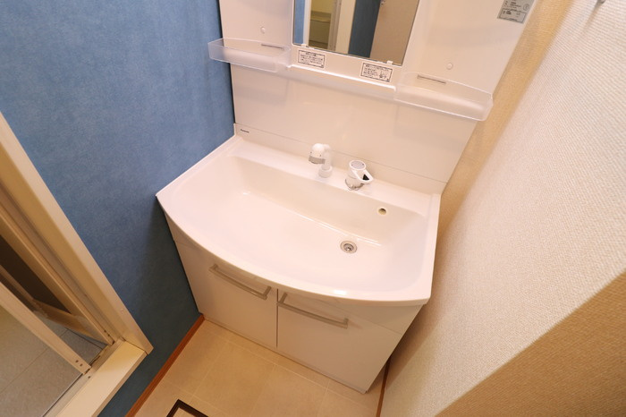 さいたま市浦和区瀬ヶ崎１丁目のテラスの独立洗面台