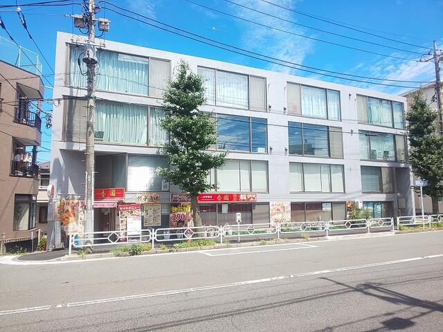 狛江市東和泉１丁目の賃貸マンションの外観|建物外観