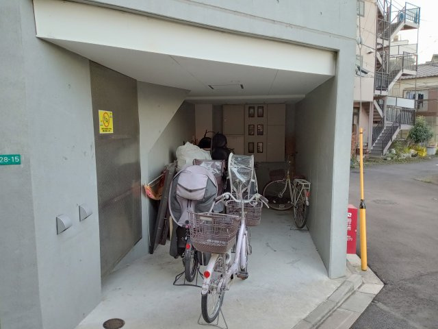 狛江市東和泉１丁目の賃貸マンションのその他共用部分